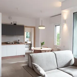 New Exclusive Apartments- Near Train Station Melegnano