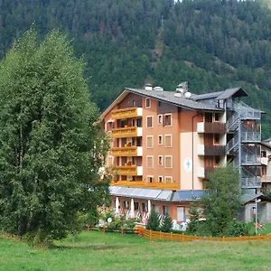 Hotel Derby, Aprica